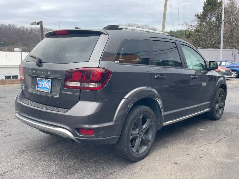 2019 Dodge Journey Crossroad