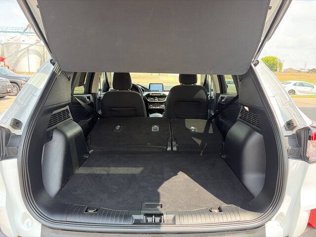 2020 Ford Escape SE