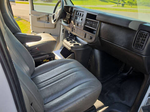 2016 Chevrolet Express 2500