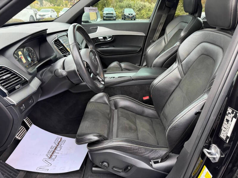 2017 Volvo XC90 T6 R-Design