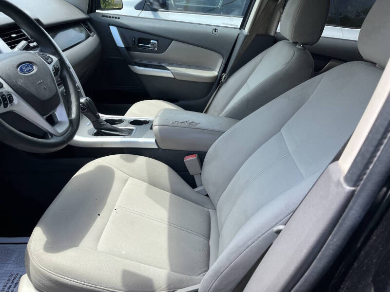 2013 Ford Edge SE