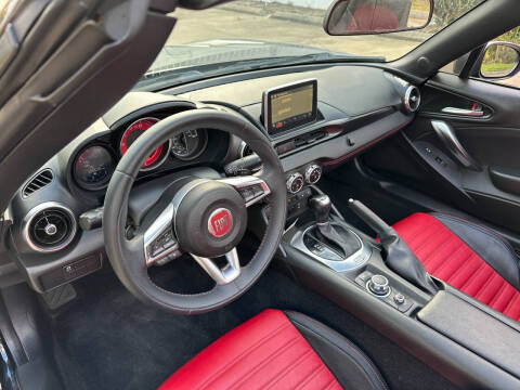 2018 FIAT 124 Spider Abarth