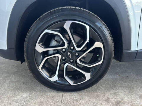 2025 Chevrolet Trax RS