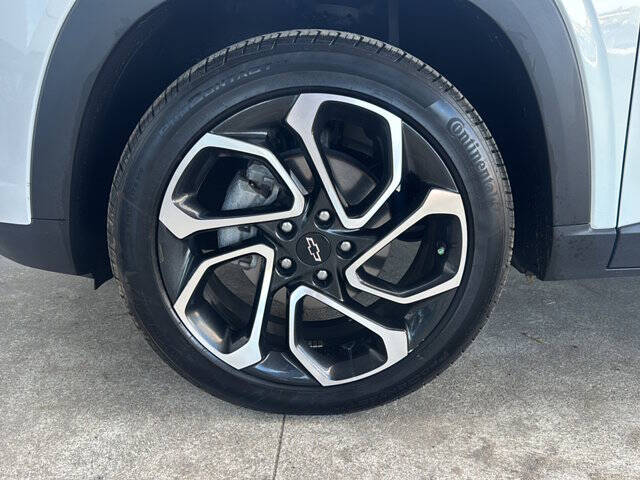 2025 Chevrolet Trax RS