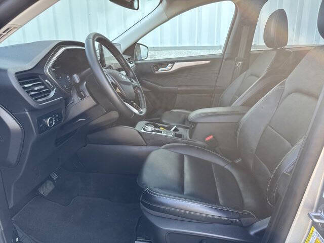 2024 Ford Escape Platinum