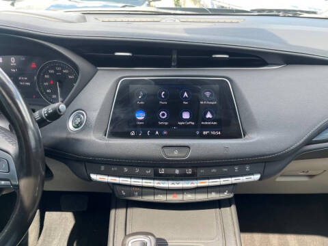2019 Cadillac XT4 Premium Luxury