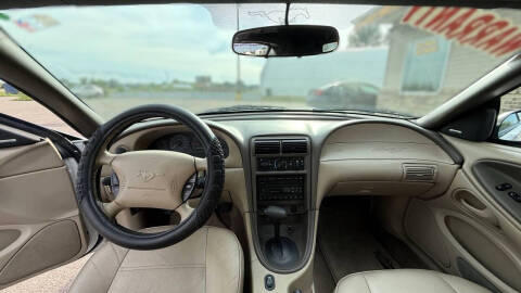 2003 Ford Mustang Deluxe