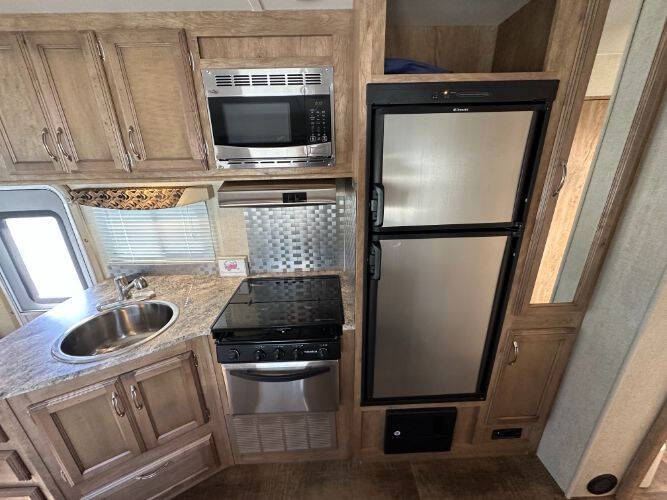 2016 Ford E-Series E-450 SD