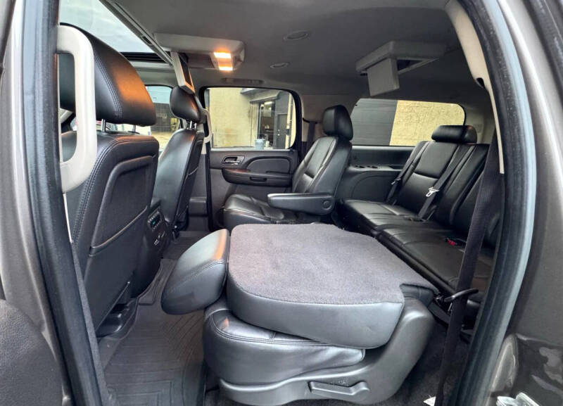 2013 Chevrolet Suburban LTZ