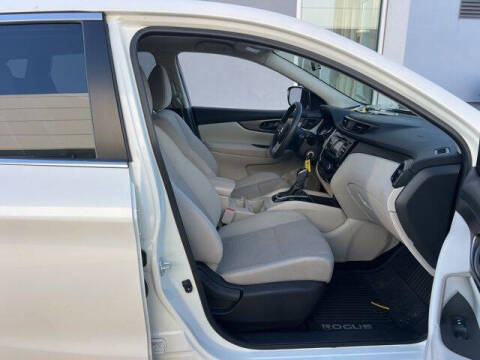 2017 Nissan Rogue Sport S