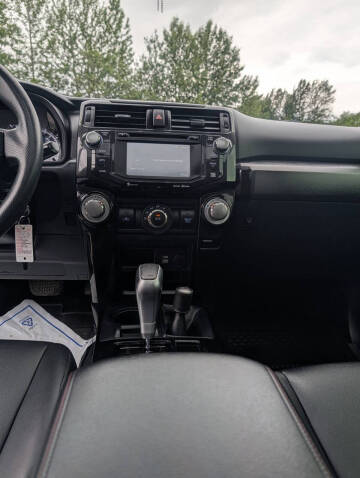 2017 Toyota 4Runner TRD Off-Road Premium