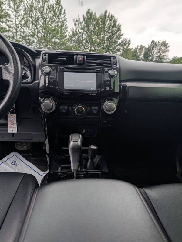 2017 Toyota 4Runner TRD Off-Road Premium