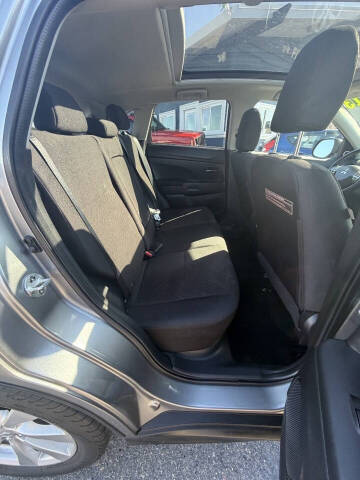 2013 Mitsubishi Outlander Sport SE