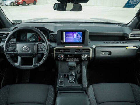 2025 Toyota Tacoma SR