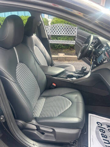 2020 Toyota Camry SE Nightshade