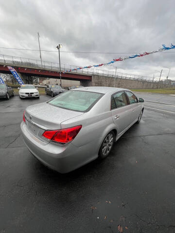 2011 Toyota Avalon Limited