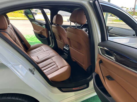 2018 BMW 5 Series 530i