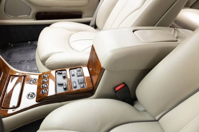 2001 Rolls-Royce Park Ward