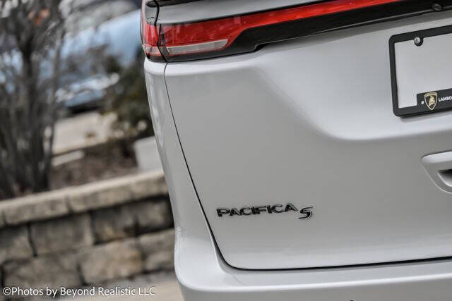 2024 Chrysler Pacifica Limited