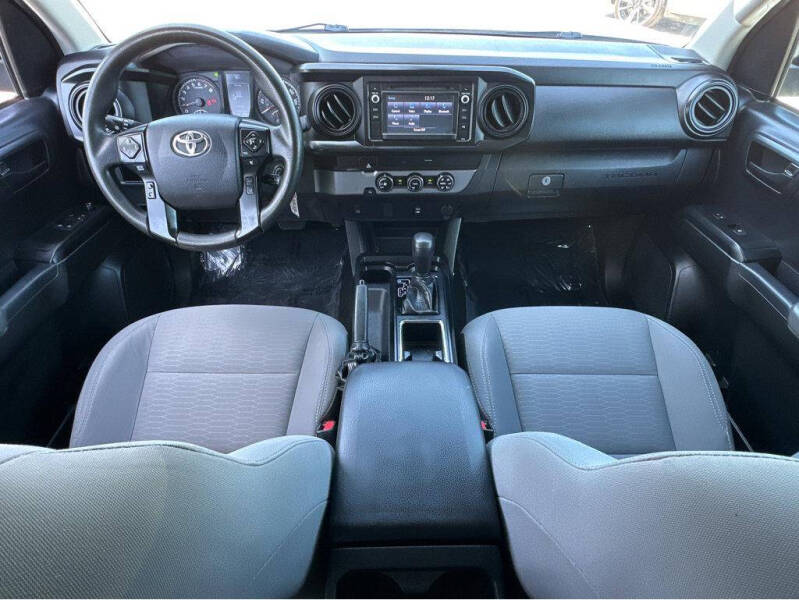 2019 Toyota Tacoma SR