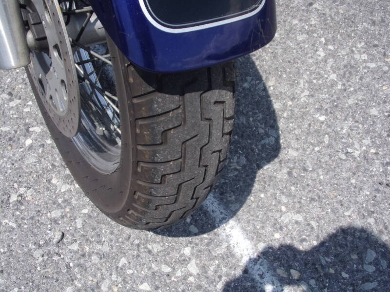 2005 Suzuki Boulevard