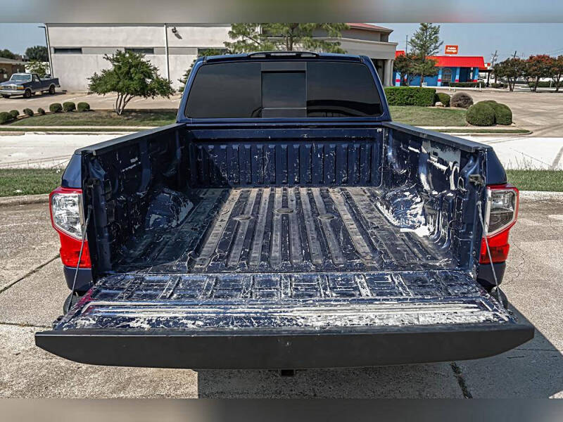 2017 Nissan Titan XD