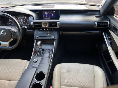 2016 Lexus IS 200t