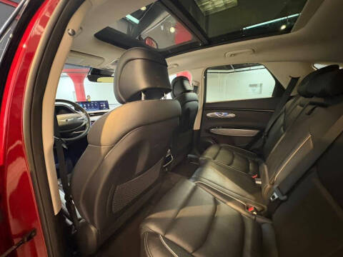 2023 Genesis GV70 2.5T Standard