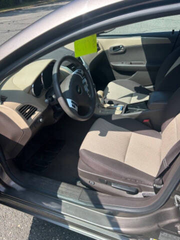 2011 Chevrolet Malibu LS