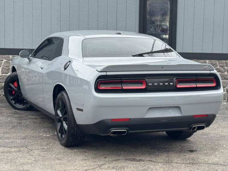 2021 Dodge Challenger SXT