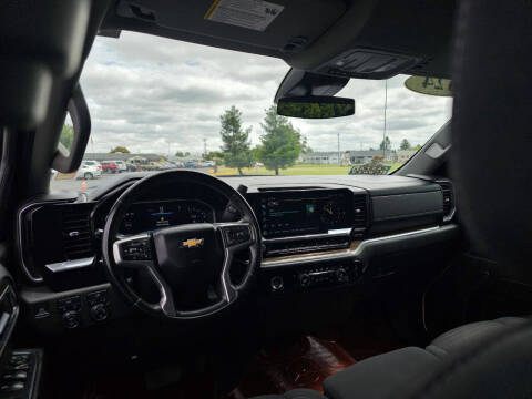 2024 Chevrolet Silverado 1500 LT