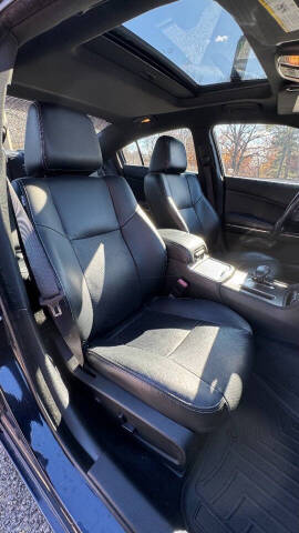 2012 Dodge Charger SXT