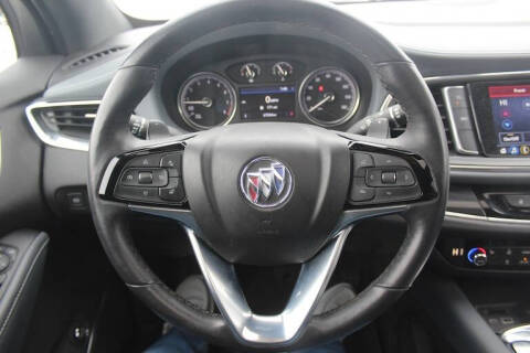 2022 Buick Enclave Essence