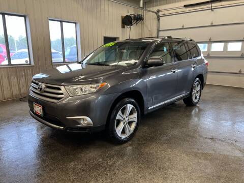 2013 Toyota Highlander for sale at Sand's Auto Sales in Cambridge MN