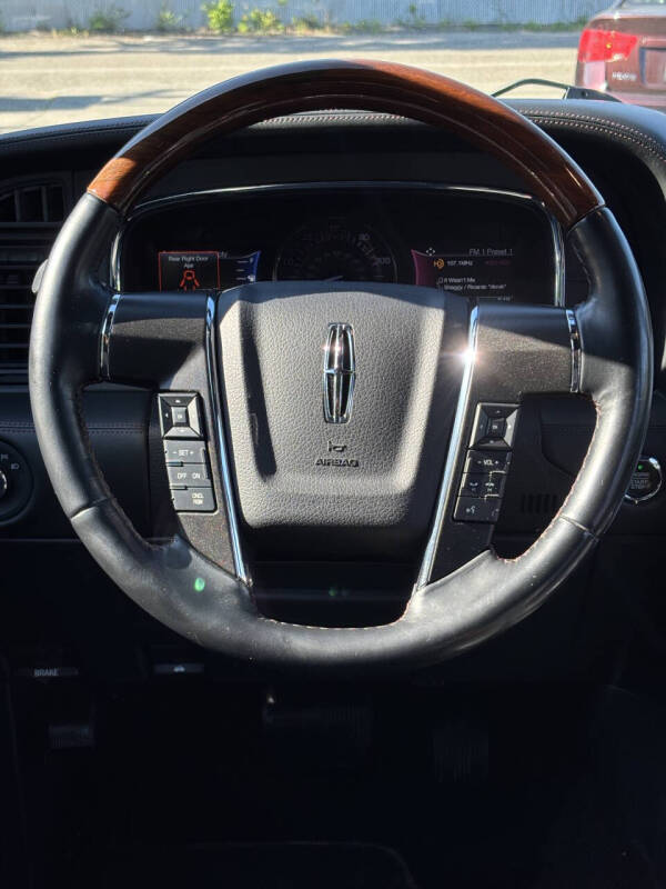 2016 Lincoln Navigator L Reserve