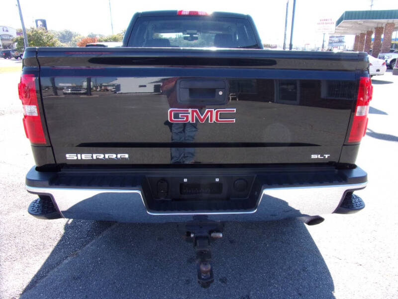 2015 GMC Sierra 2500HD SLT photo 4