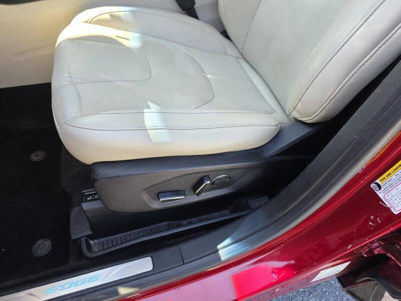 2018 Ford Edge Titanium