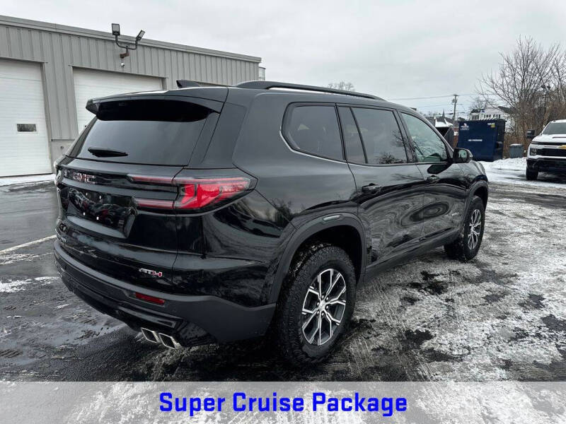 2024 GMC Acadia AT4