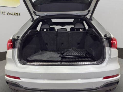 2022 Audi Q3 quattro S line Prem Plus 45 TFSI