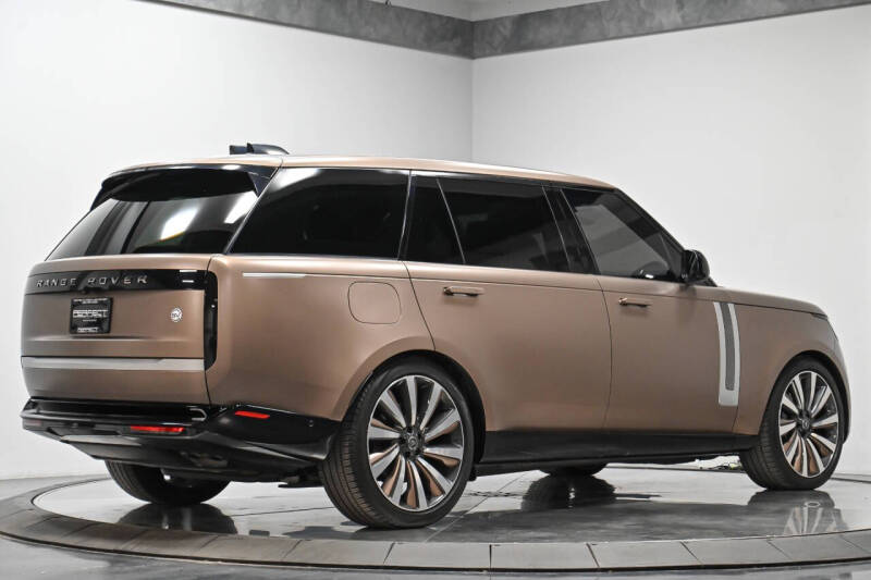 2023 Land Rover Range Rover P530 SV LWB