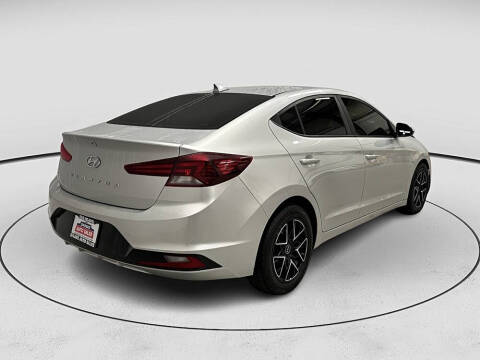 2020 Hyundai Elantra