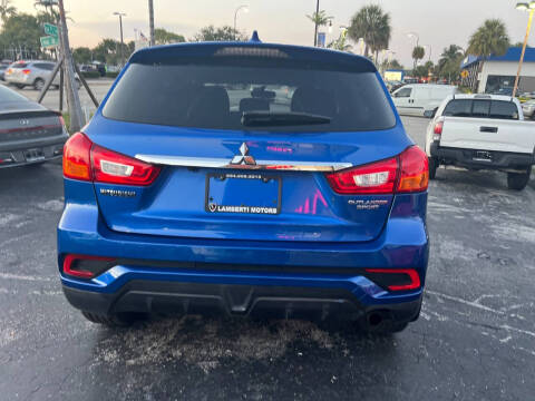 2019 Mitsubishi Outlander Sport SE