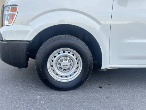 2016 Nissan NV
