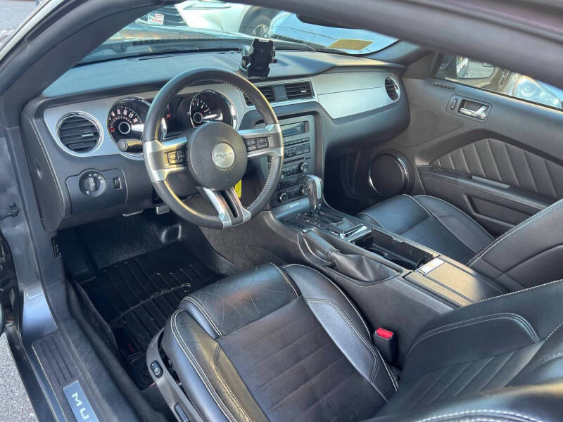 2014 Ford Mustang V6 Premium
