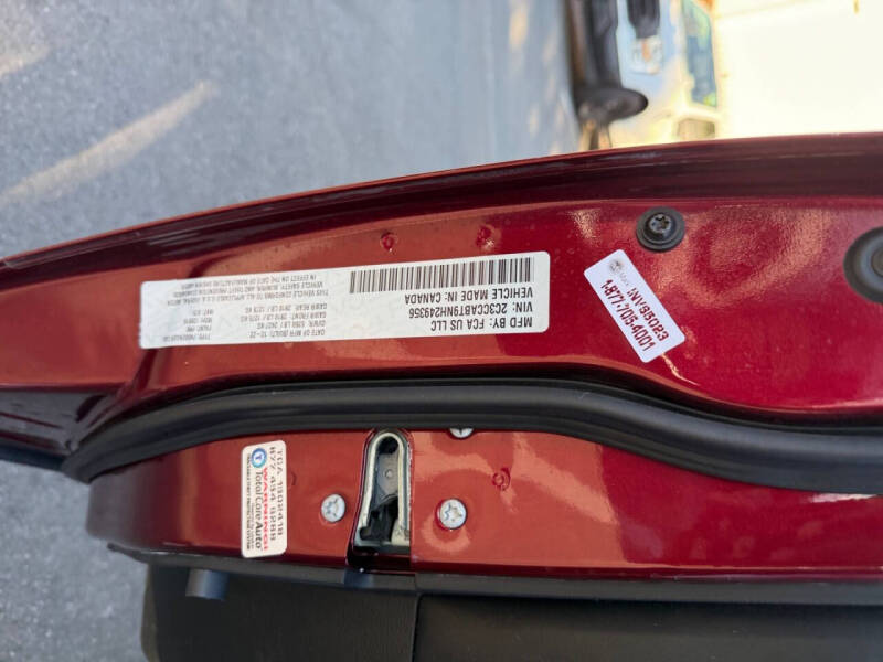 2022 Chrysler 300 S V8