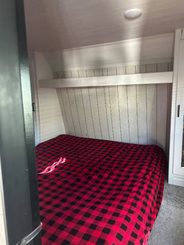 2022 Keystone Hideout