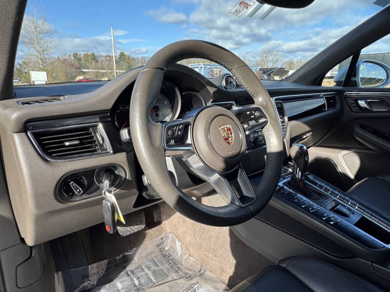 2015 Porsche Macan S