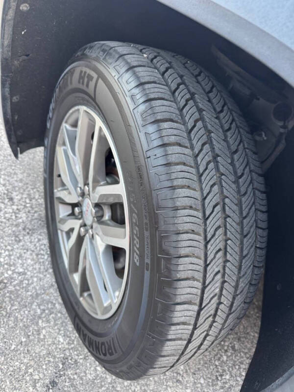 2019 GMC Acadia SLE-2