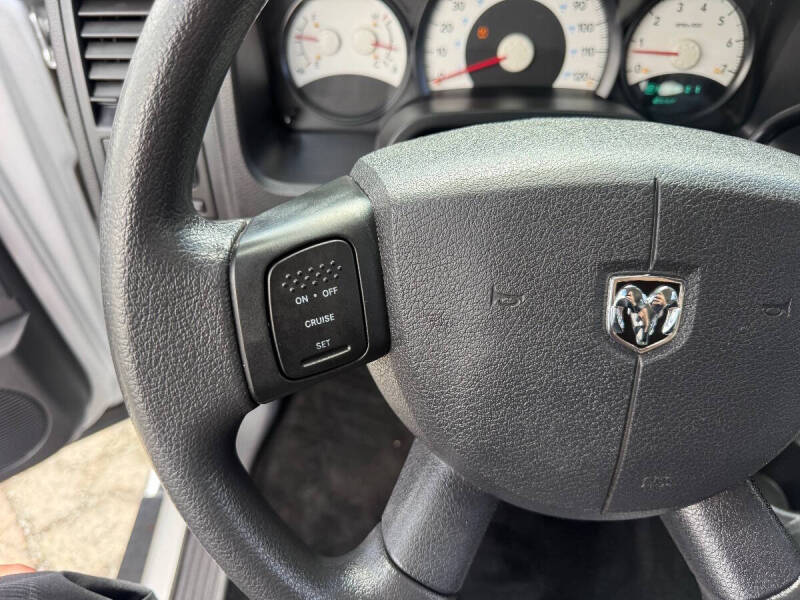 2011 RAM Dakota