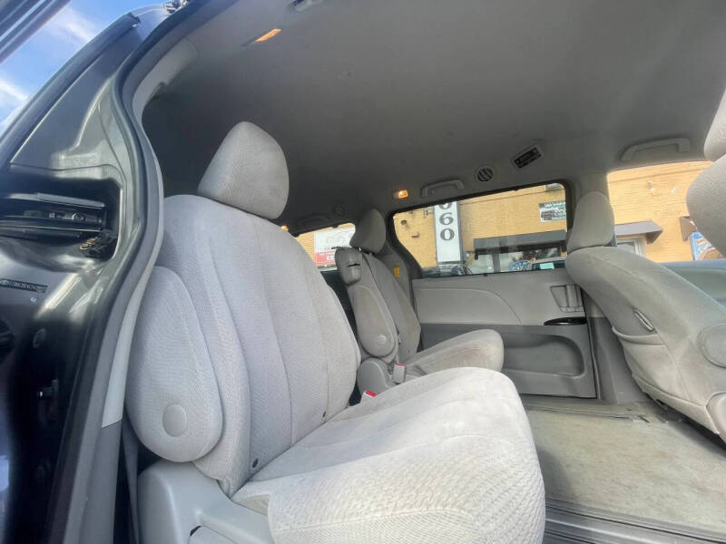 2014 Toyota Sienna